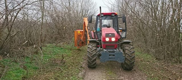 Уређење обала крај атарских путева